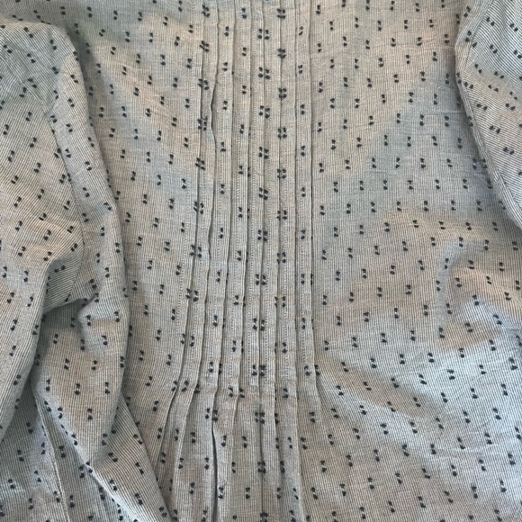 Roller Rabbit light blue patterned tunic size medium. Worn twice - Picture 6 of 7